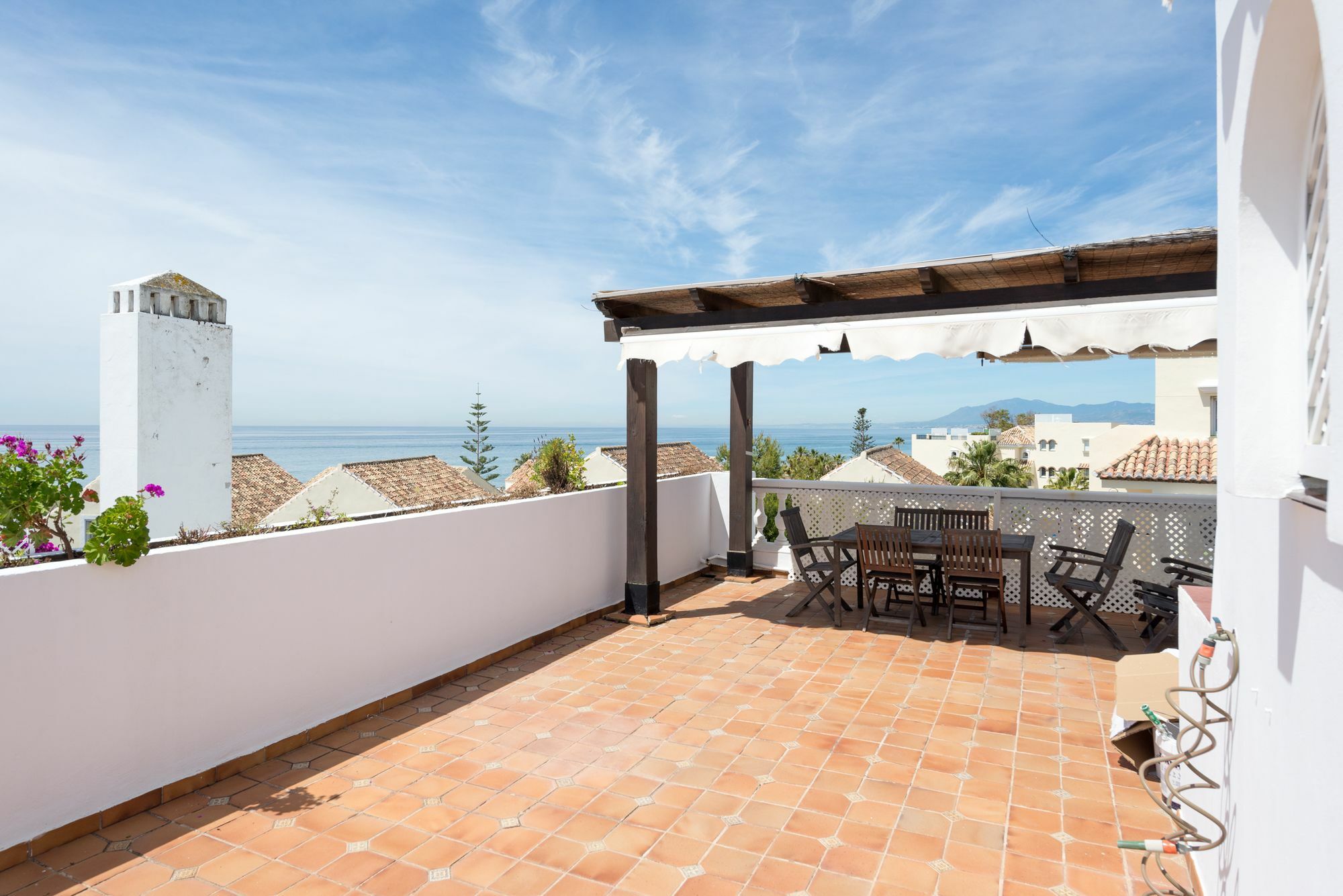 Atico Elviria *